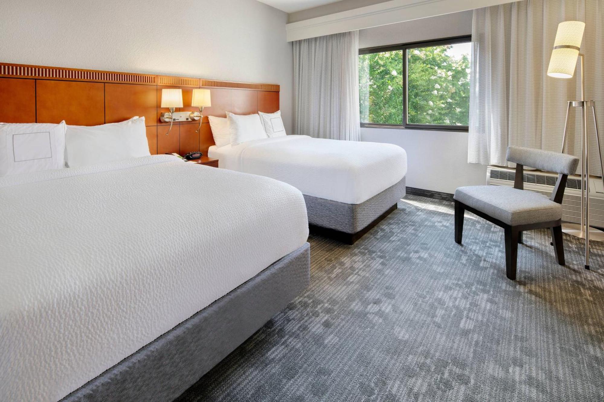 Courtyard Atlanta Norcross/Peachtree Corners Hotell Exteriör bild