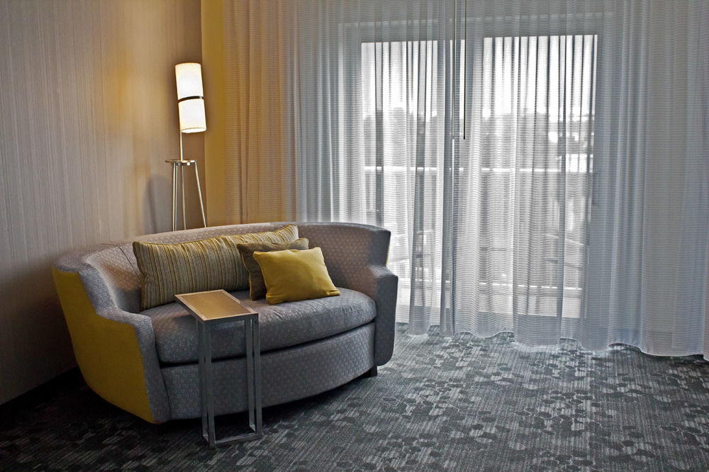 Courtyard Atlanta Norcross/Peachtree Corners Hotell Exteriör bild